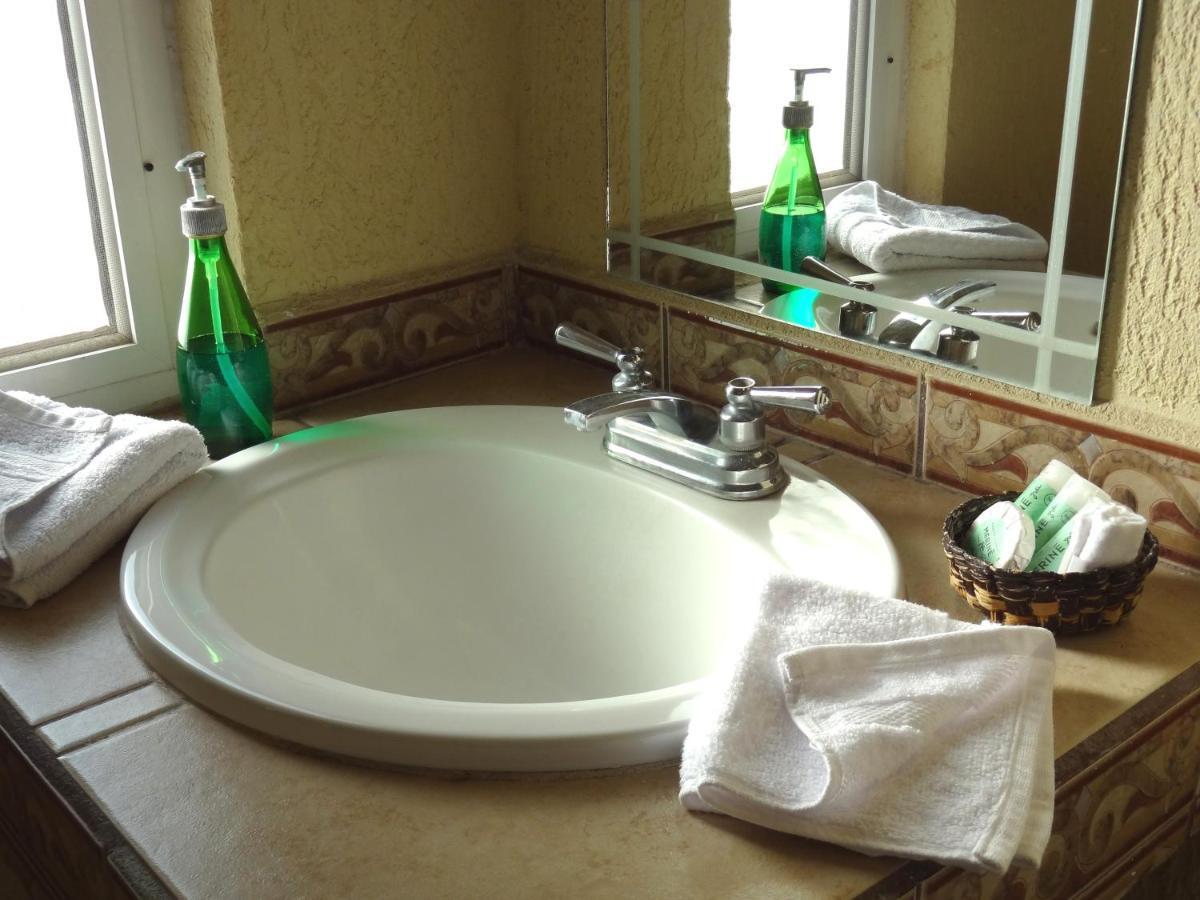 Hotel San Miguel Penjamo Bagian luar foto