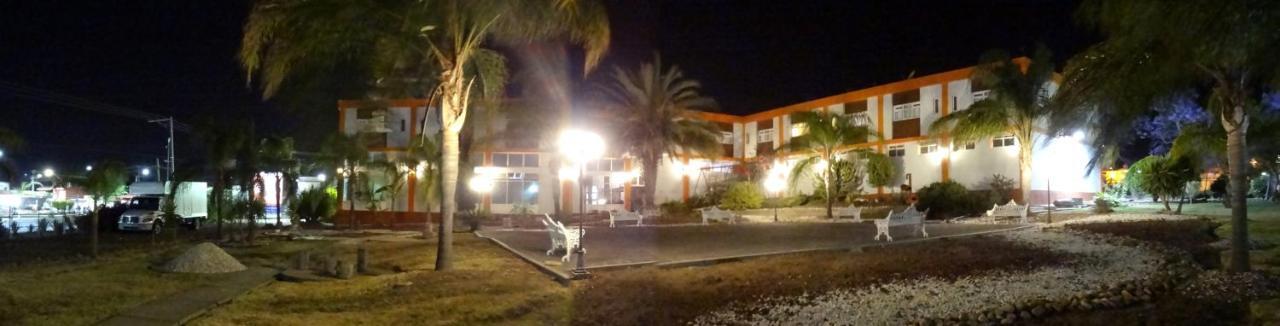 Hotel San Miguel Penjamo Bagian luar foto